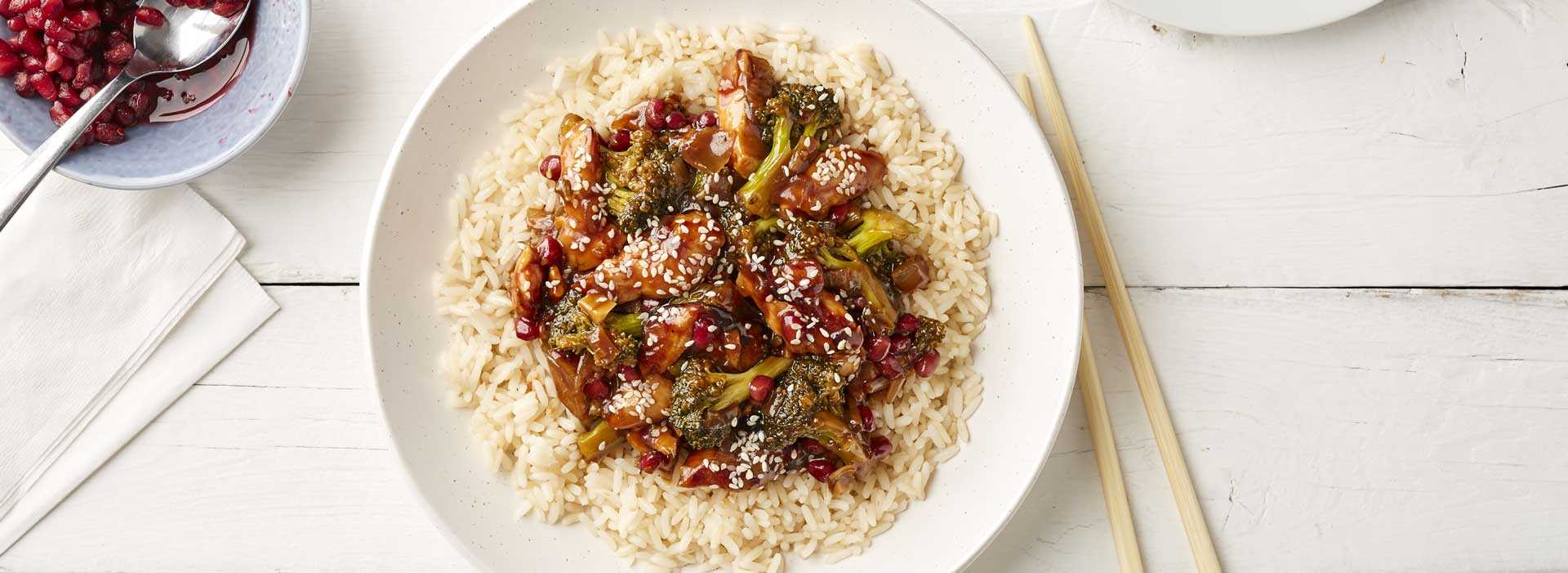 P10598 AAK 488 Sesame Sticky BBQ Chicken Ginger Rice Lion Cropped